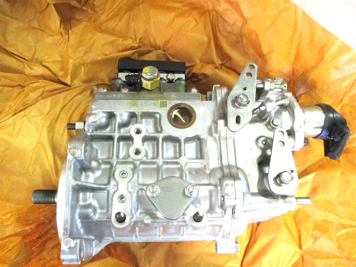 Injection Pump & Governor Kit for Kubota V3307-DI-T (1K954-50102, 1G777-51012)