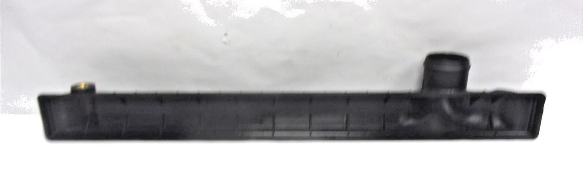 Radiator Tank Cover for International (1693633C1)