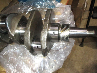 Crankshaft for Kubota D3200 (M5950 M6030) (OEM 16134-23010)