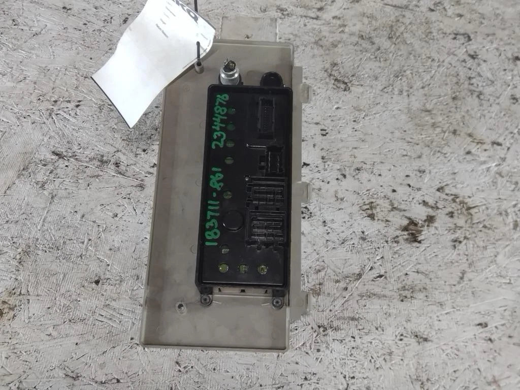Temperature Control for Volvo VNL (2007)