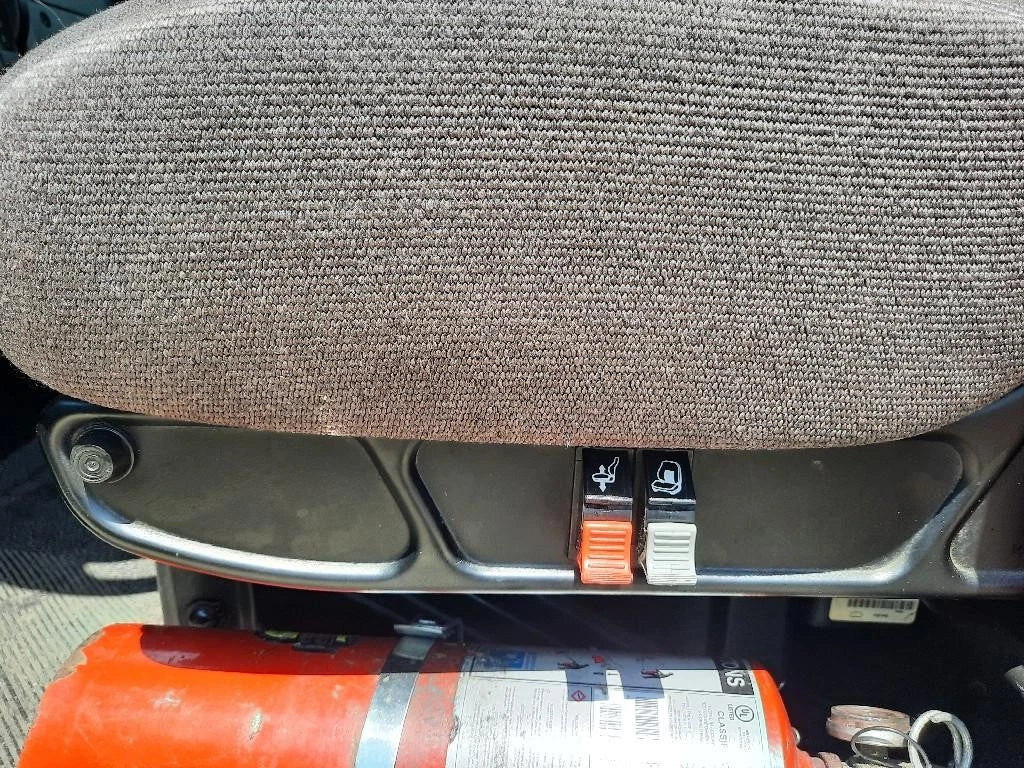 Front Seat for International MV (2020)