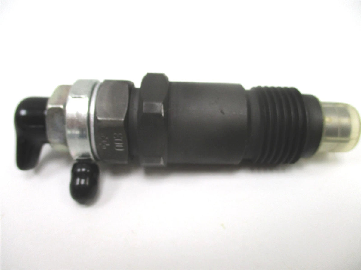 Fuel Injector Nozzle Holder for Kubota GL-4500/5500/6500 (1G121-53020)