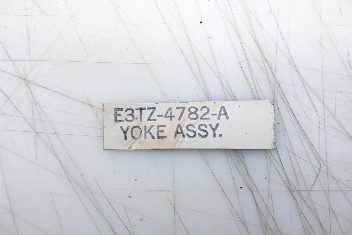 Yoke Assembly for Ford (E3TZ-4782-A)