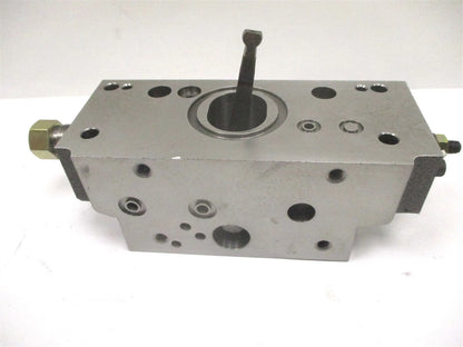 Servo Valve Main Pump Front for Komatsu PC600, PC650 (708-25-85370)