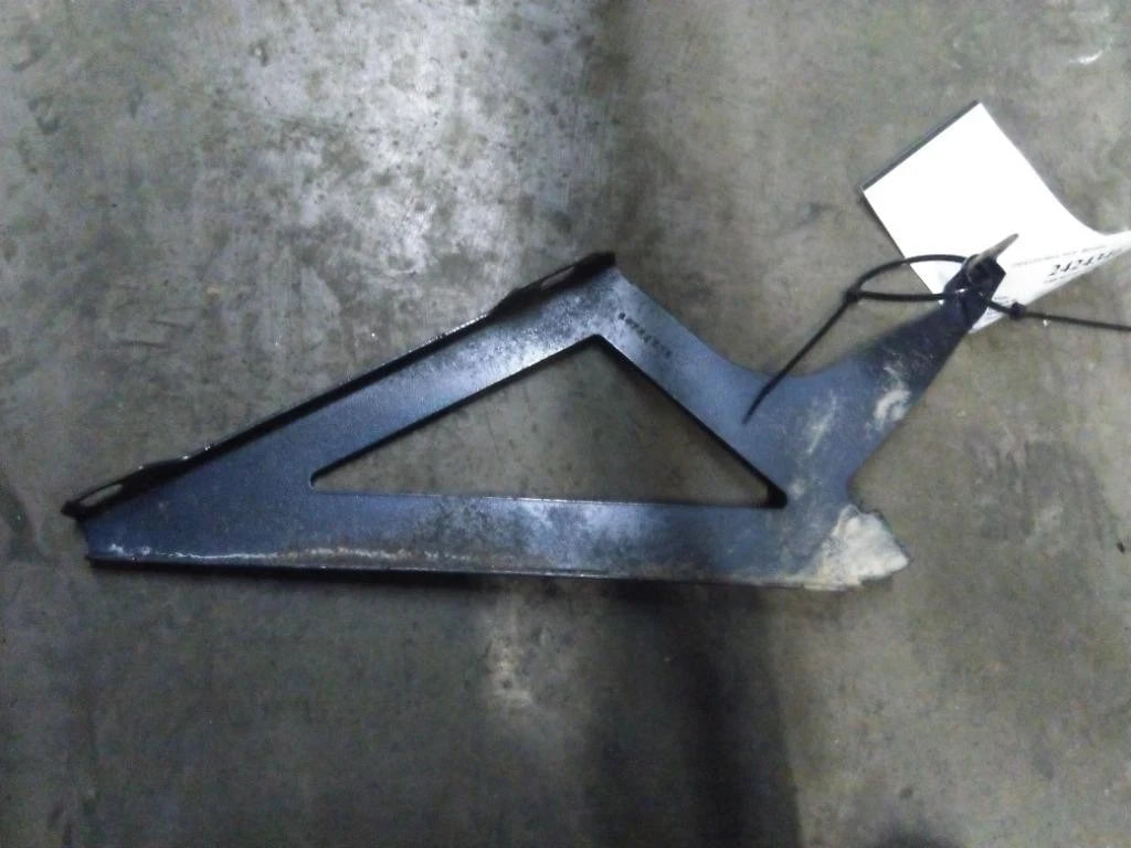 Cab Mount Bracket for Volvo VNL (2020) - Right, MD