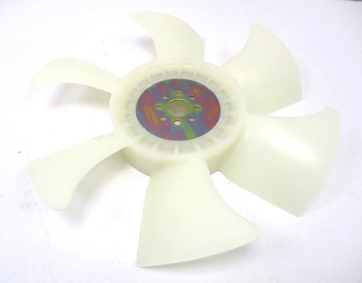 Genuine Kubota Fan for D905 (17422-74110, 16229-74110, 16229-74111)