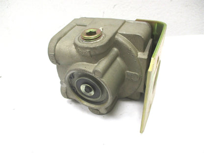 Genuine Meritor R-14 Brake Relay Valve for (RKN28071)