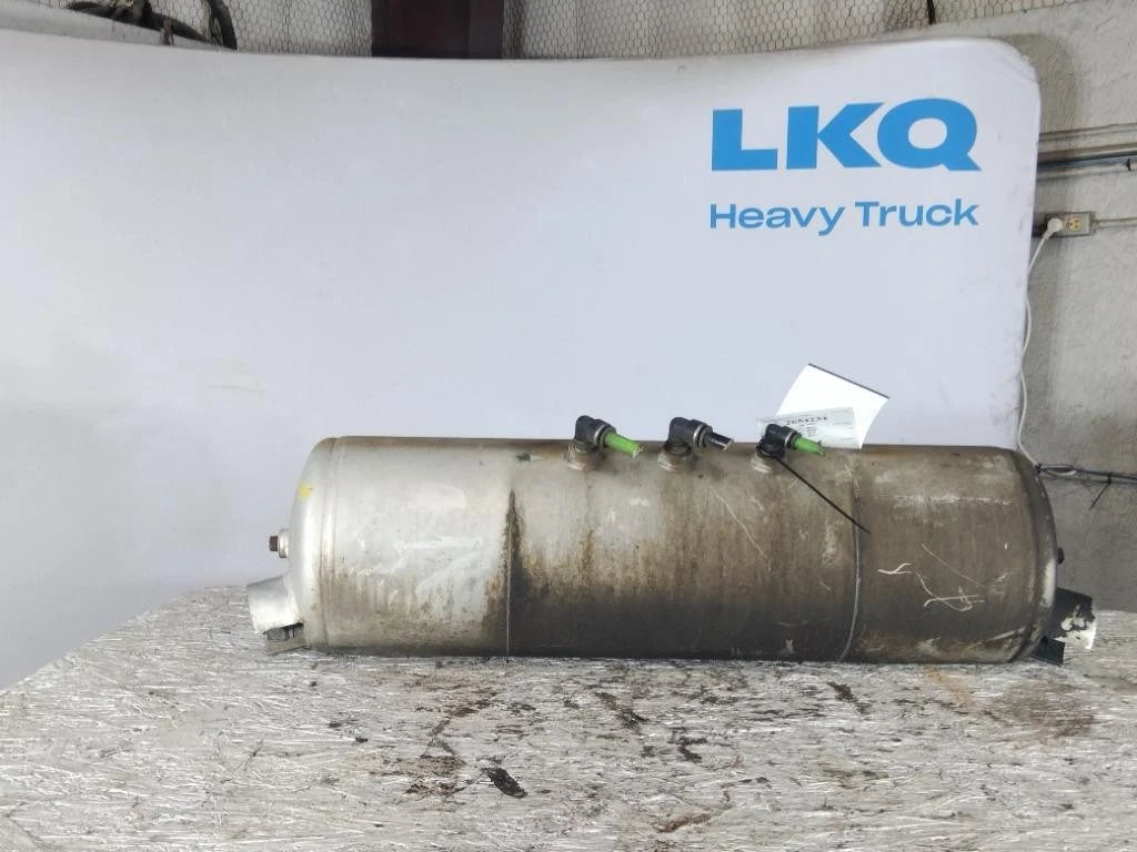 Air Tank for Peterbilt 579 (2017)