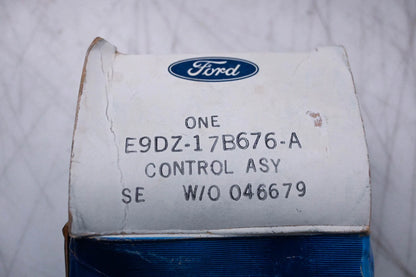 OEM Exterior Door Mirror Switch Assembly for Ford (E9DZ-17B676-A)