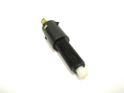 Stop Light Switch for International (2589998C1)