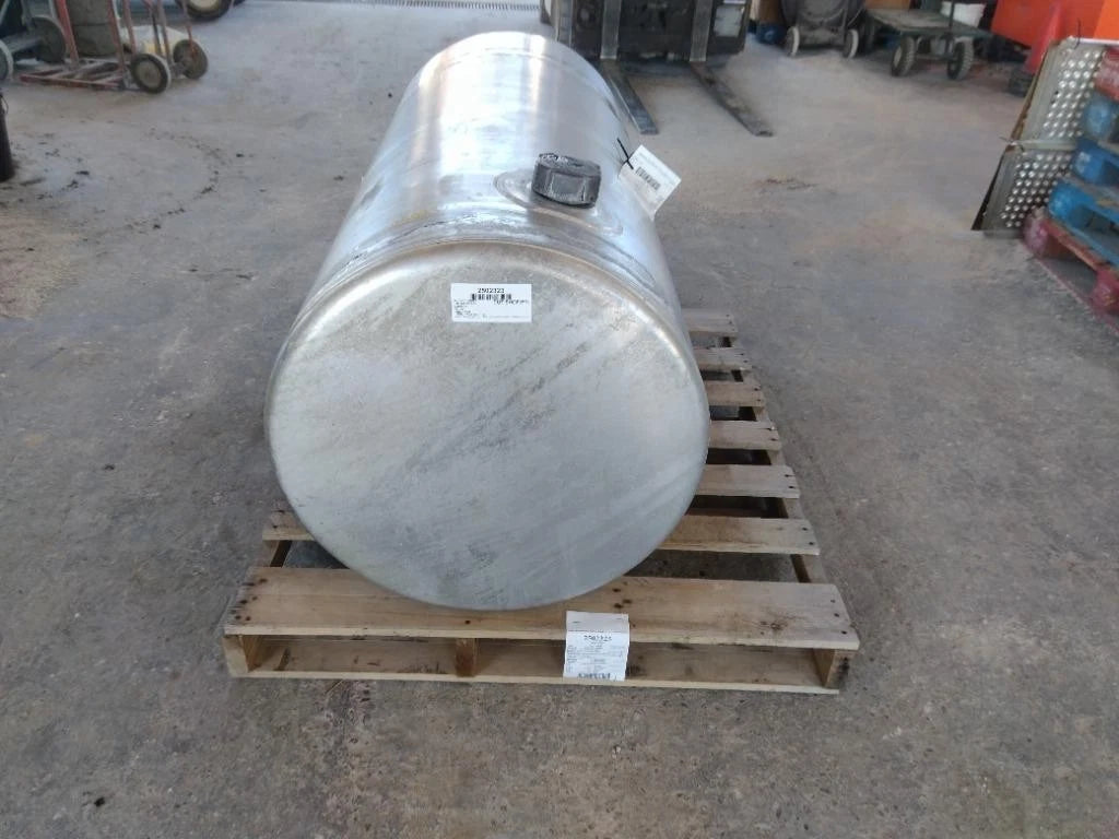 Fuel Tank for Freightliner Cascadia 125 (2017) Right