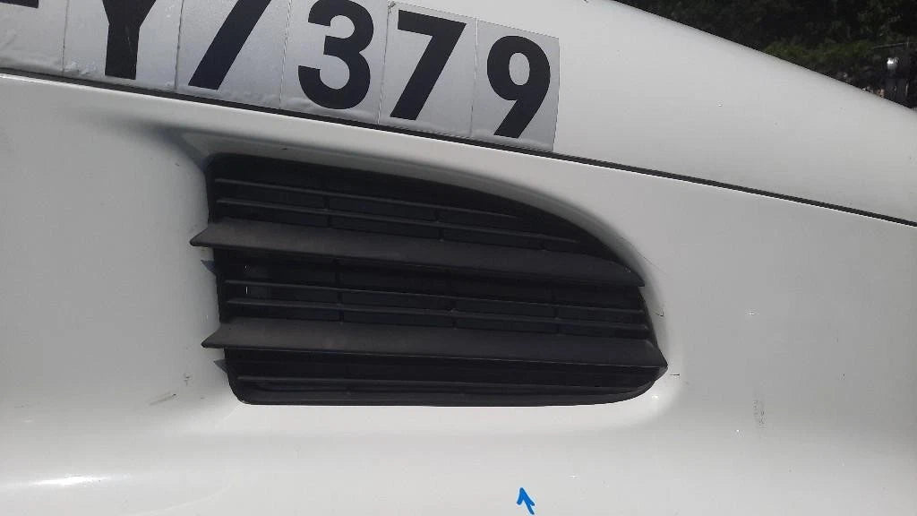 Air Intake Louver/Cover for Freightliner Cascadia 125 (2014)