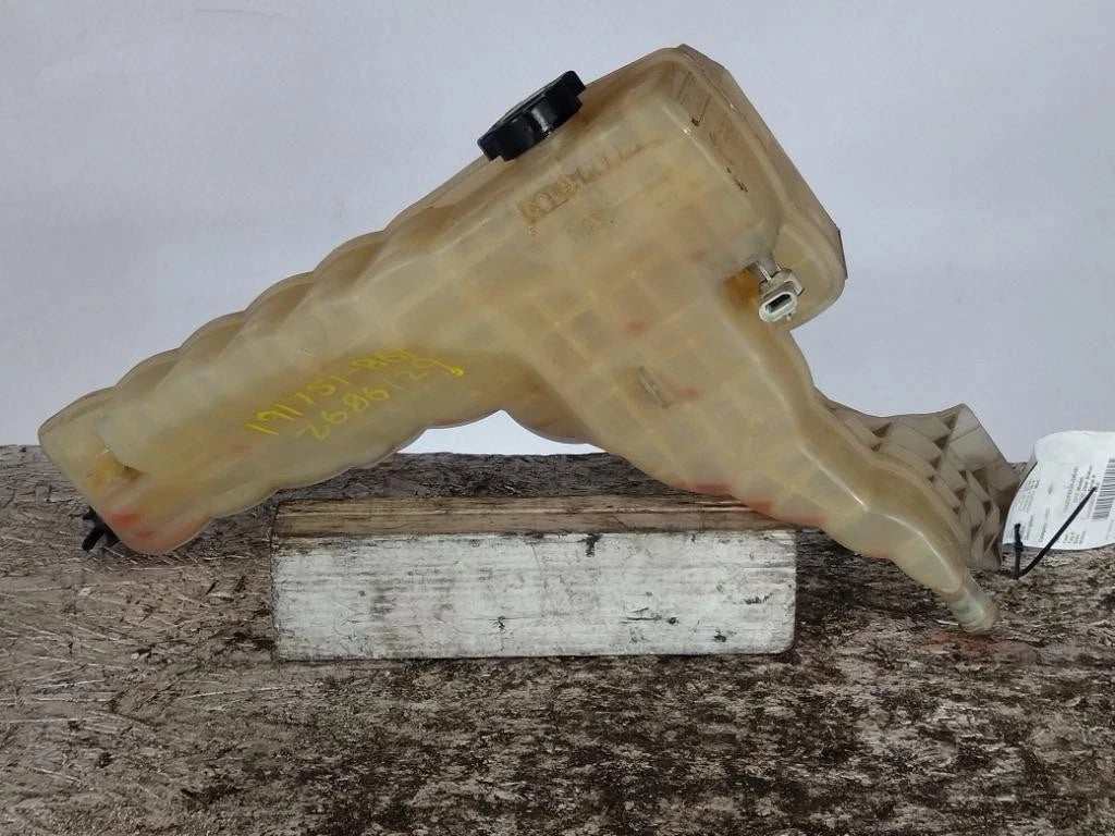 Radiator Overflow Tank for Kenworth T880 (2019)