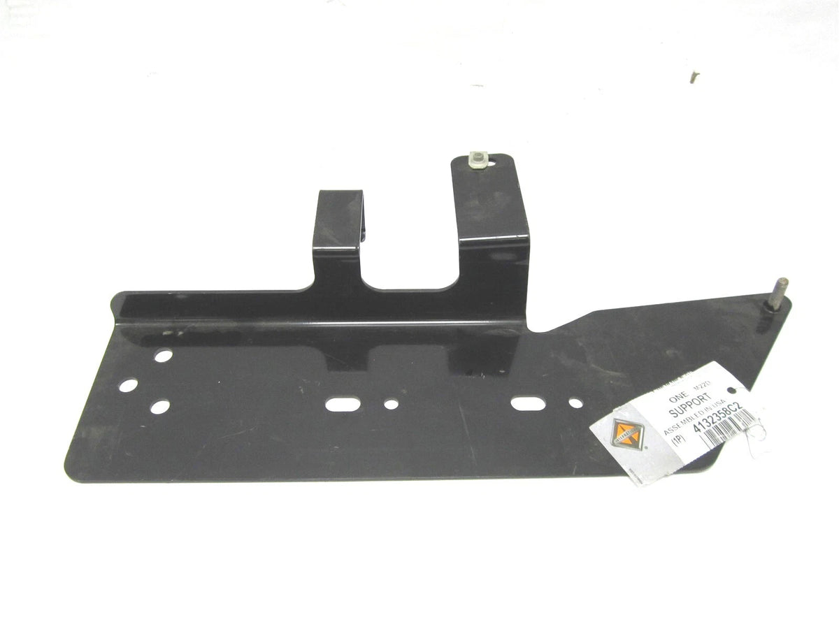 Upper Bracket Support for International (4132358C2)