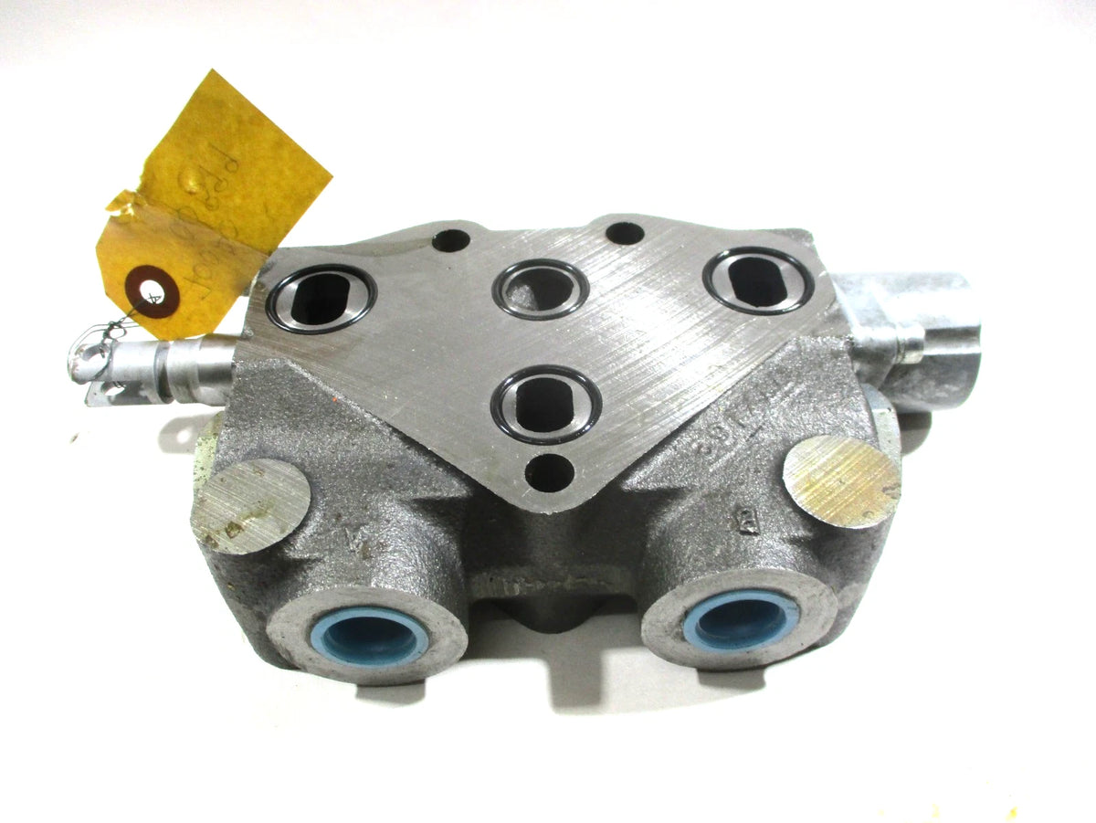 Hydraulic Section Valve for Kubota L4510 (70020-00899)
