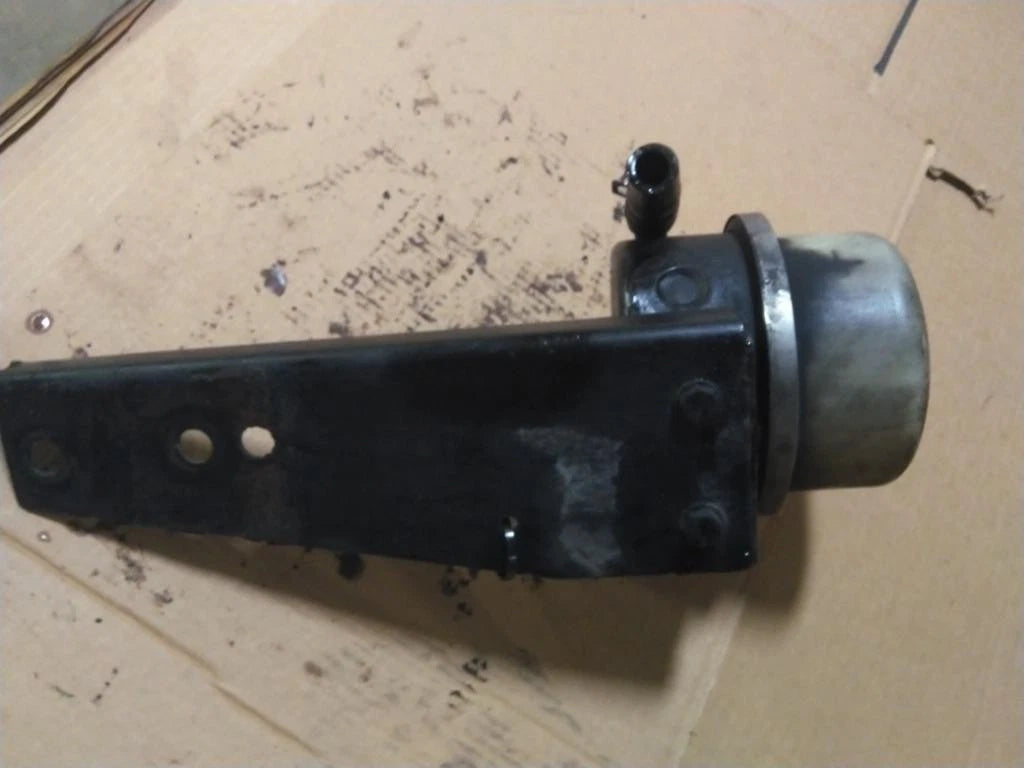 Power Steering Reservoir for Peterbilt 579 (2017)