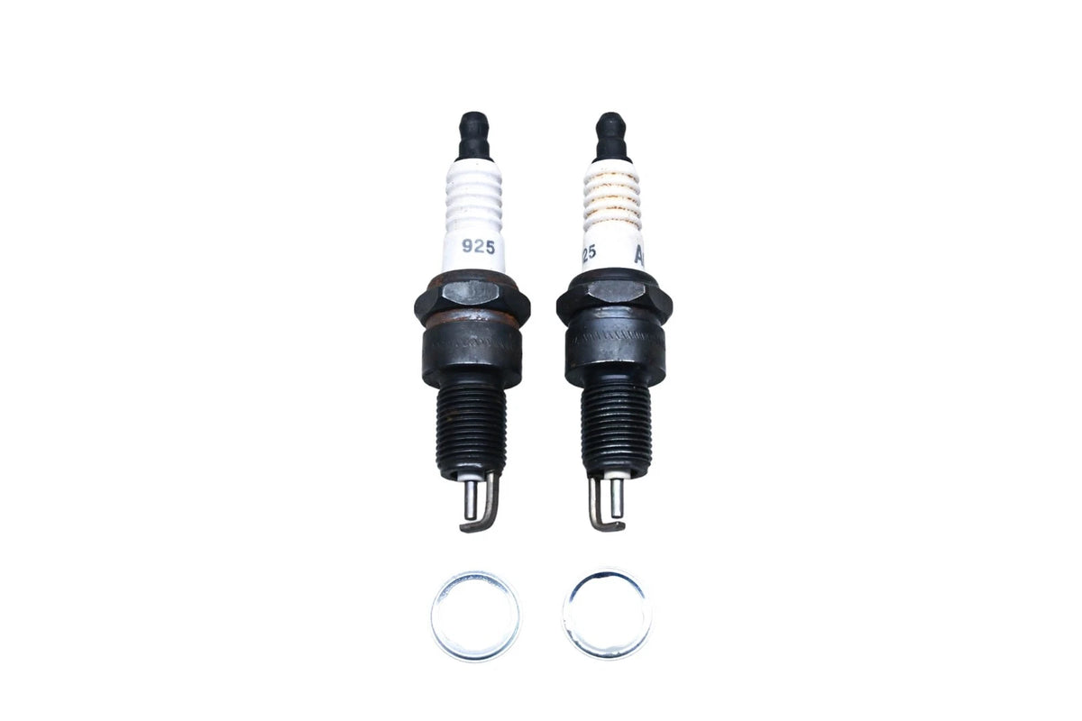 2X Autolite 925 Copper Core Spark Plugs for