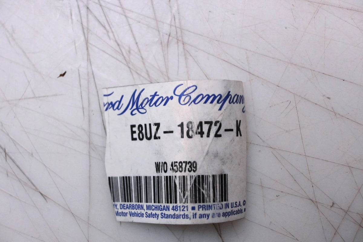 Water Pump Return Hose Assembly for Ford (E8UZ-18472-K)