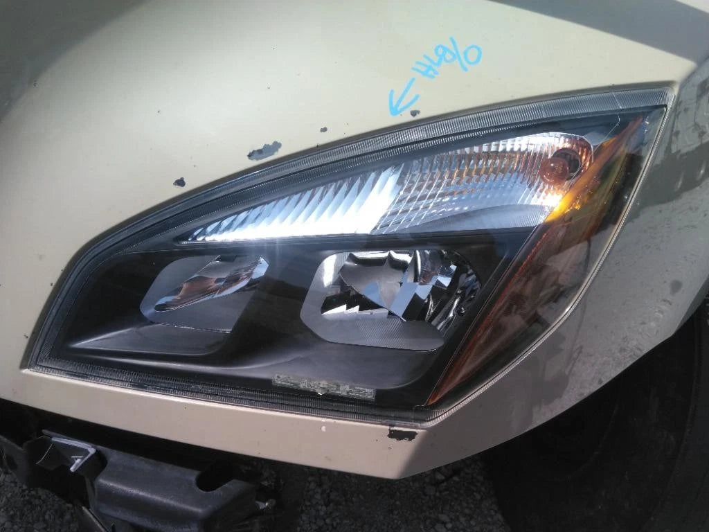 Left Headlight for Freightliner Cascadia (2018–2025)