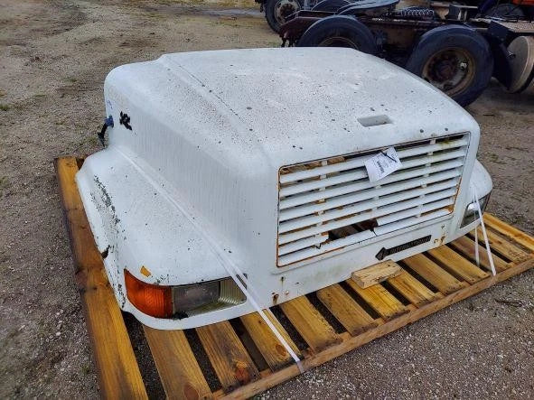 Hood for International 4700LP (2000)