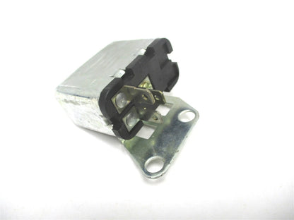 3-Terminal Horn Relay for International (241120R91)
