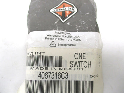 Differential Lock Switch for International (4067316C2, 4067316C3)