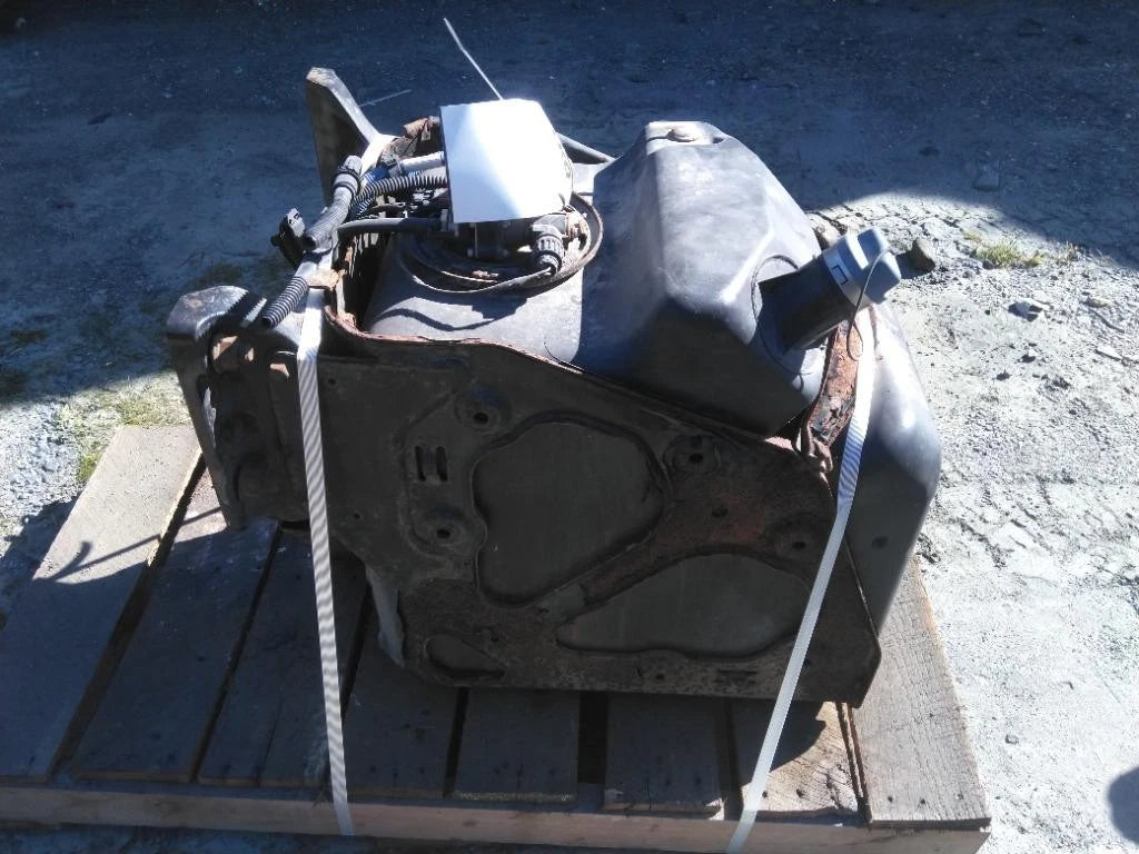 DEF Tank for Freightliner Cascadia 125 (2017)