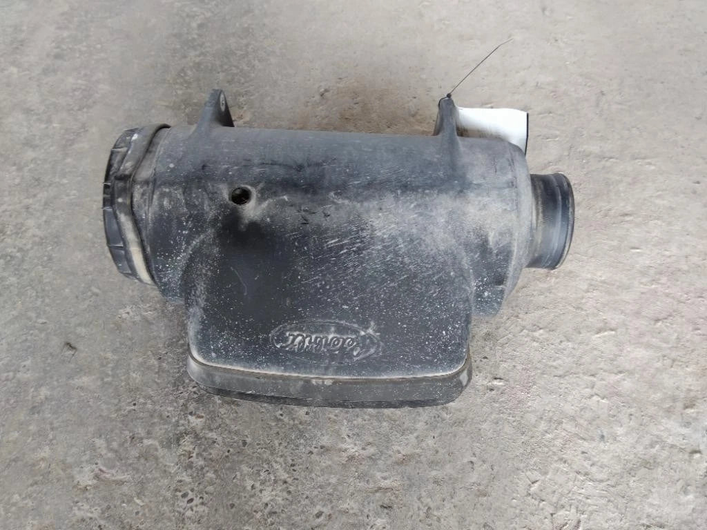 Air Cleaner for Peterbilt 386 (2012)