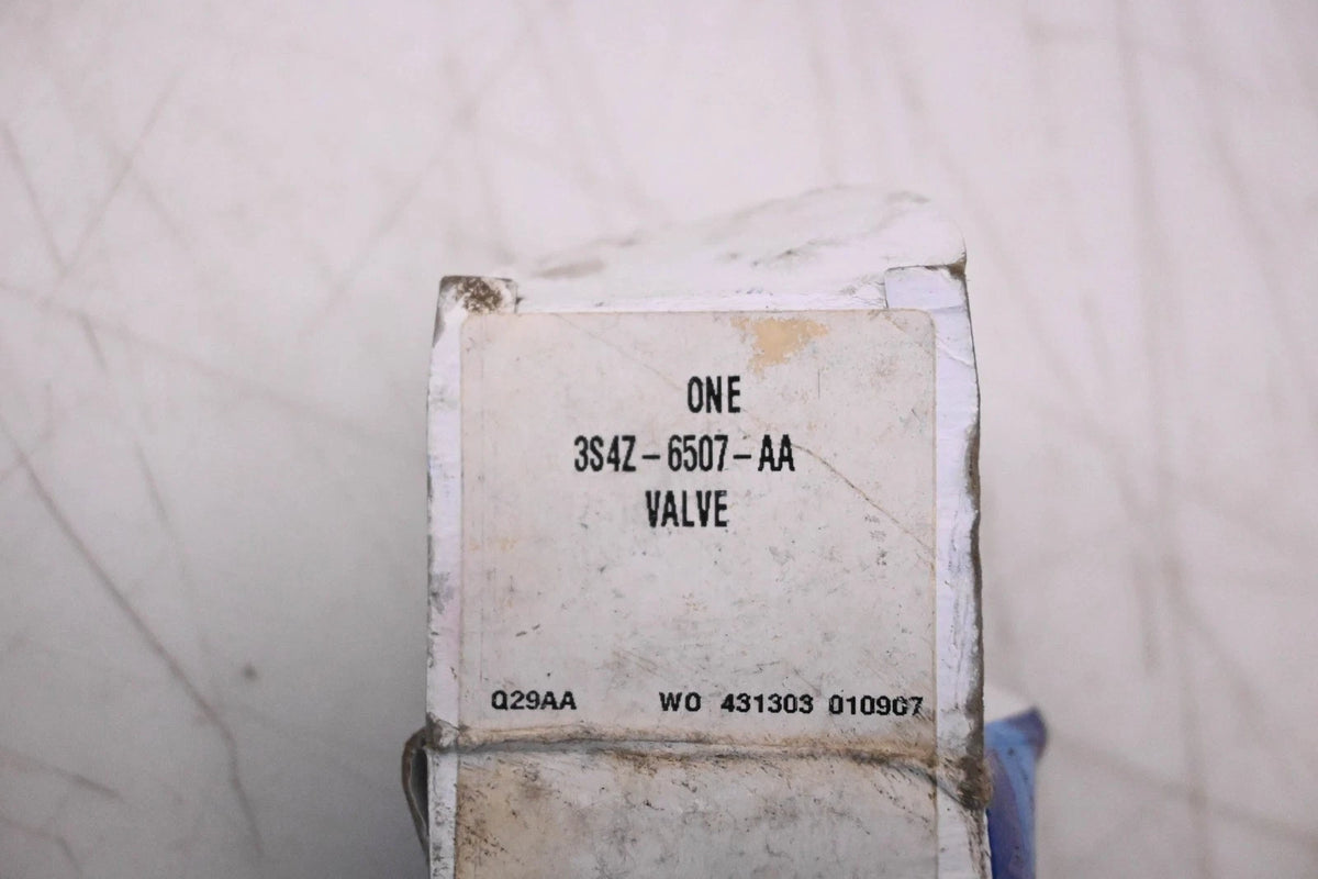 Intake Valve for Ford (2003–2003) 3S4Z-6507-AA