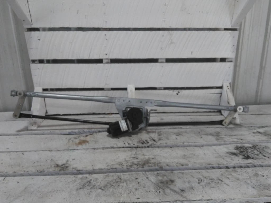 Windshield Wiper Assembly for Freightliner M2 106 (2024)