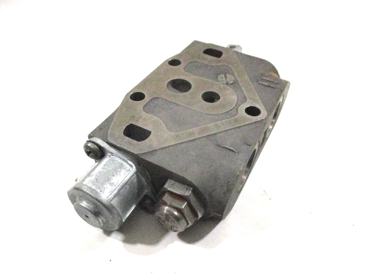 Genuine OEM Hydraulic Control Valve for Kubota L4540A (70050-02338)