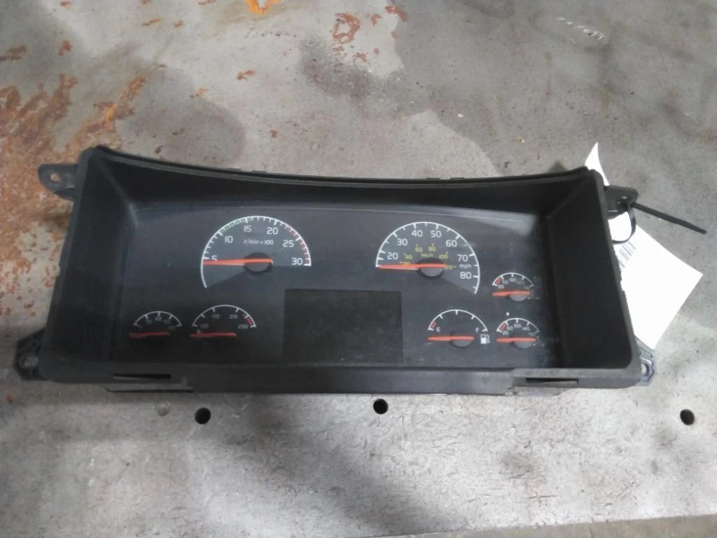 Instrument Cluster for Volvo VNL (2008) - Replaces 21014196-P01