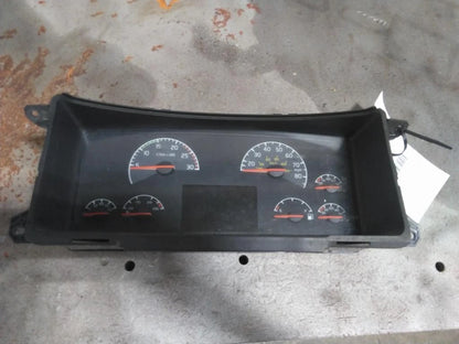 Instrument Cluster for Volvo VNL (2008) - Replaces 21014196-P01