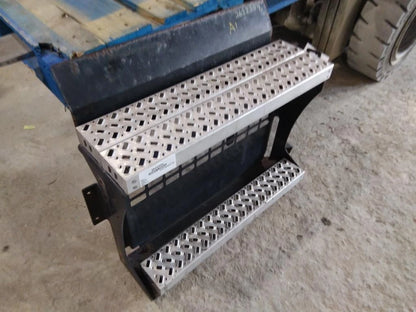 DPF Cover for Mack CXU613 (2017)