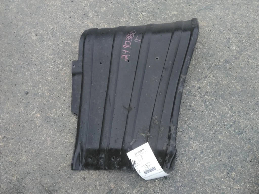 Fender Splash Guard Left for Peterbilt 579 (2017)