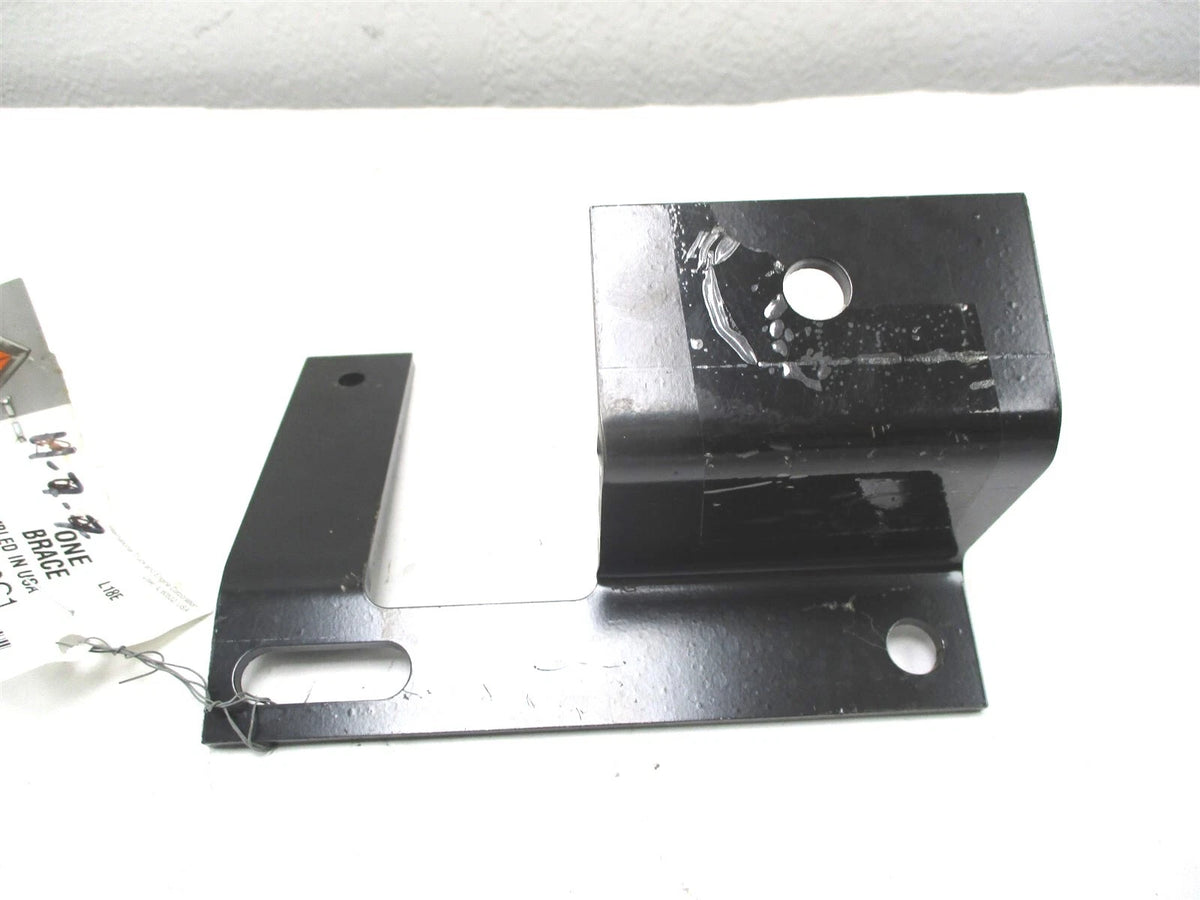Oil Level Tube Gauge Brace for International 7600 7700 (3589308C1)