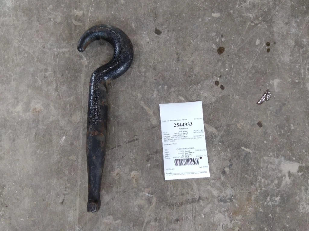 Tow Hook for Freightliner Cascadia 125 (2016) - Replaces NA MN