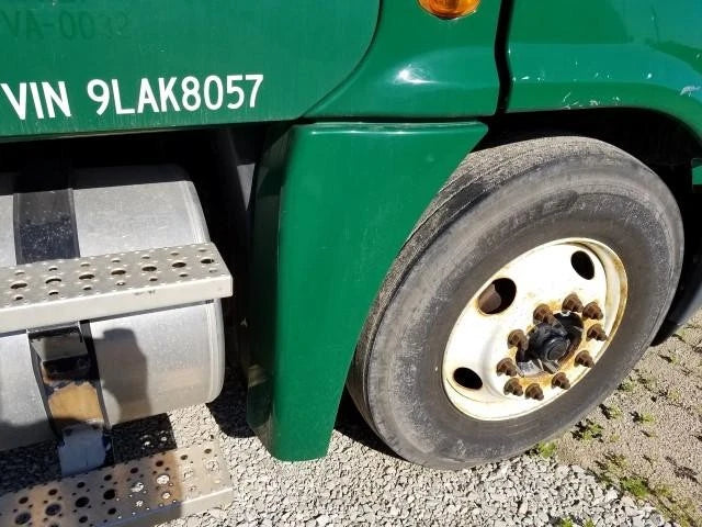 Fender Extension for Freightliner Cascadia 125 (2009) Right