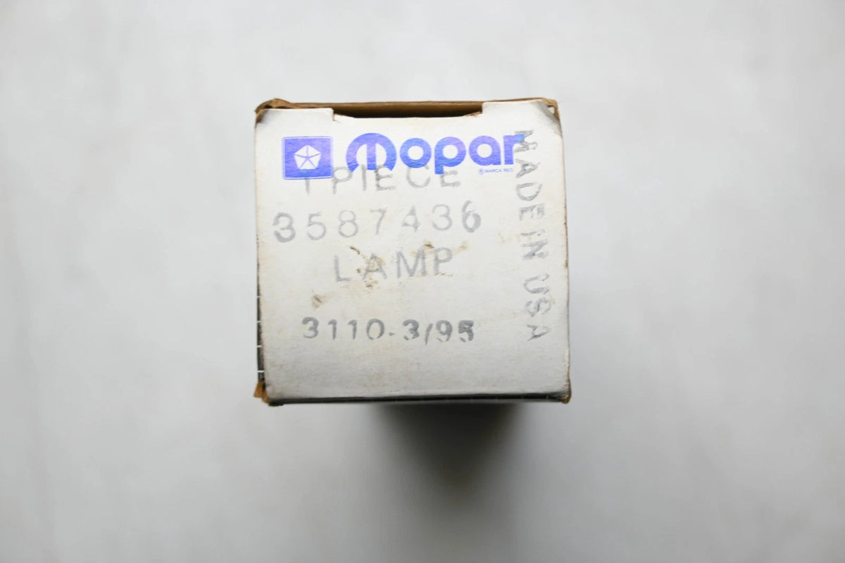 Mopar 3587436 Lamp for