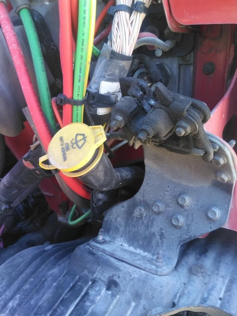 Windshield Washer Reservoir for Volvo VNR (2020)