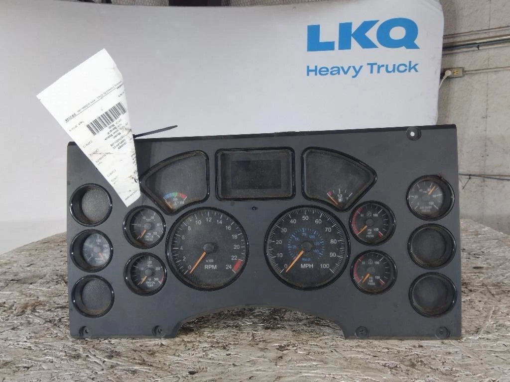 Instrument Cluster for Mack CXP612 (2007)