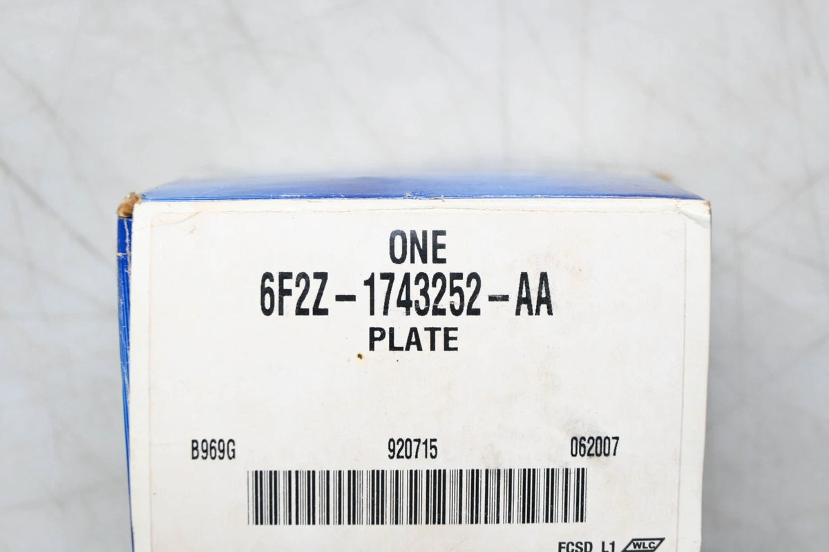 Door Lock Striker Plate for Ford (6F2Z-1743252-AA)