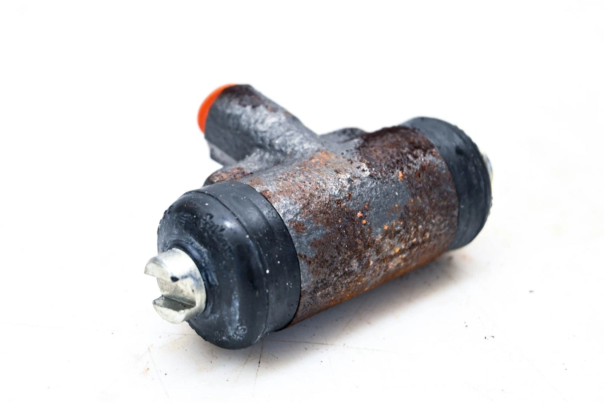 Brake Cylinder for Parts Master WC37638 (NOS)