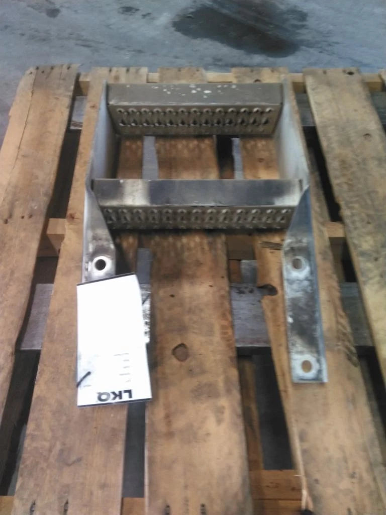 Frame Step for Peterbilt 387 (2006)