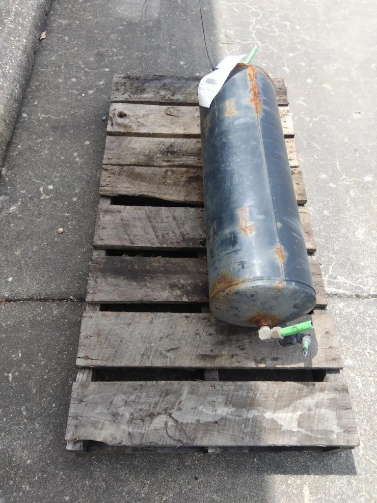 Air Tank for Freightliner M2 106 (2019) - Replaces OEM Part Number