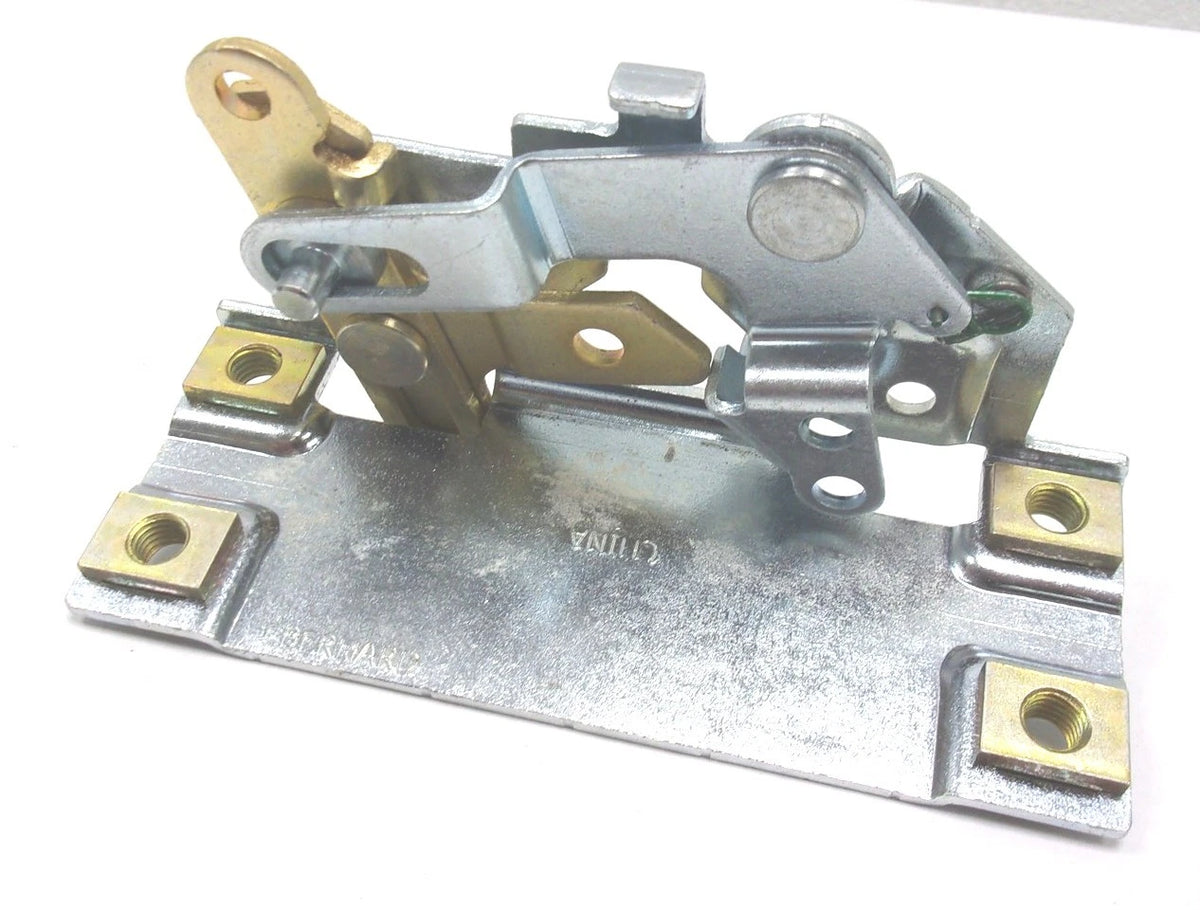 Left Hand Access Door Latch for International (1980–2023) 3988022C1 1677434C1 1677434C2