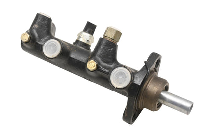 Brake Master Cylinder Assembly for EIS E98107, M100762