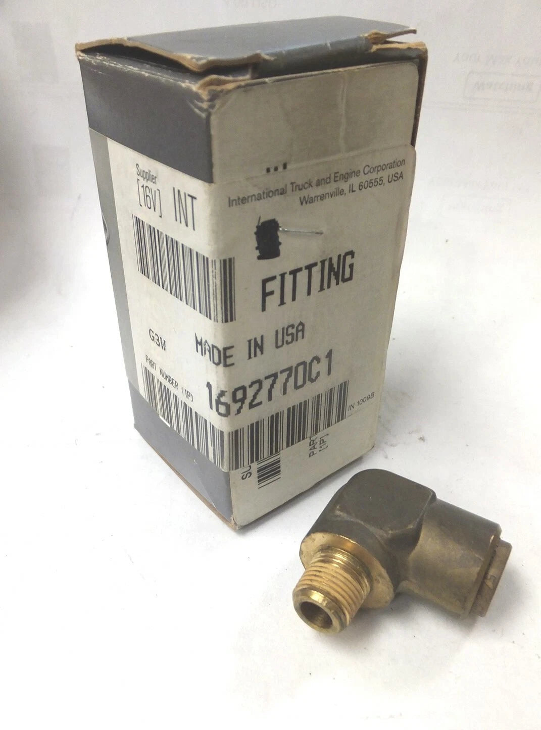 5/16 - 1/8 NPTF fitting for International