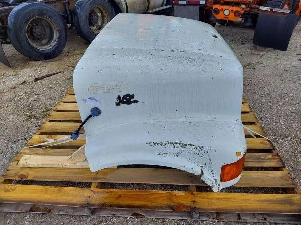 Hood for International 4700LP (2000)