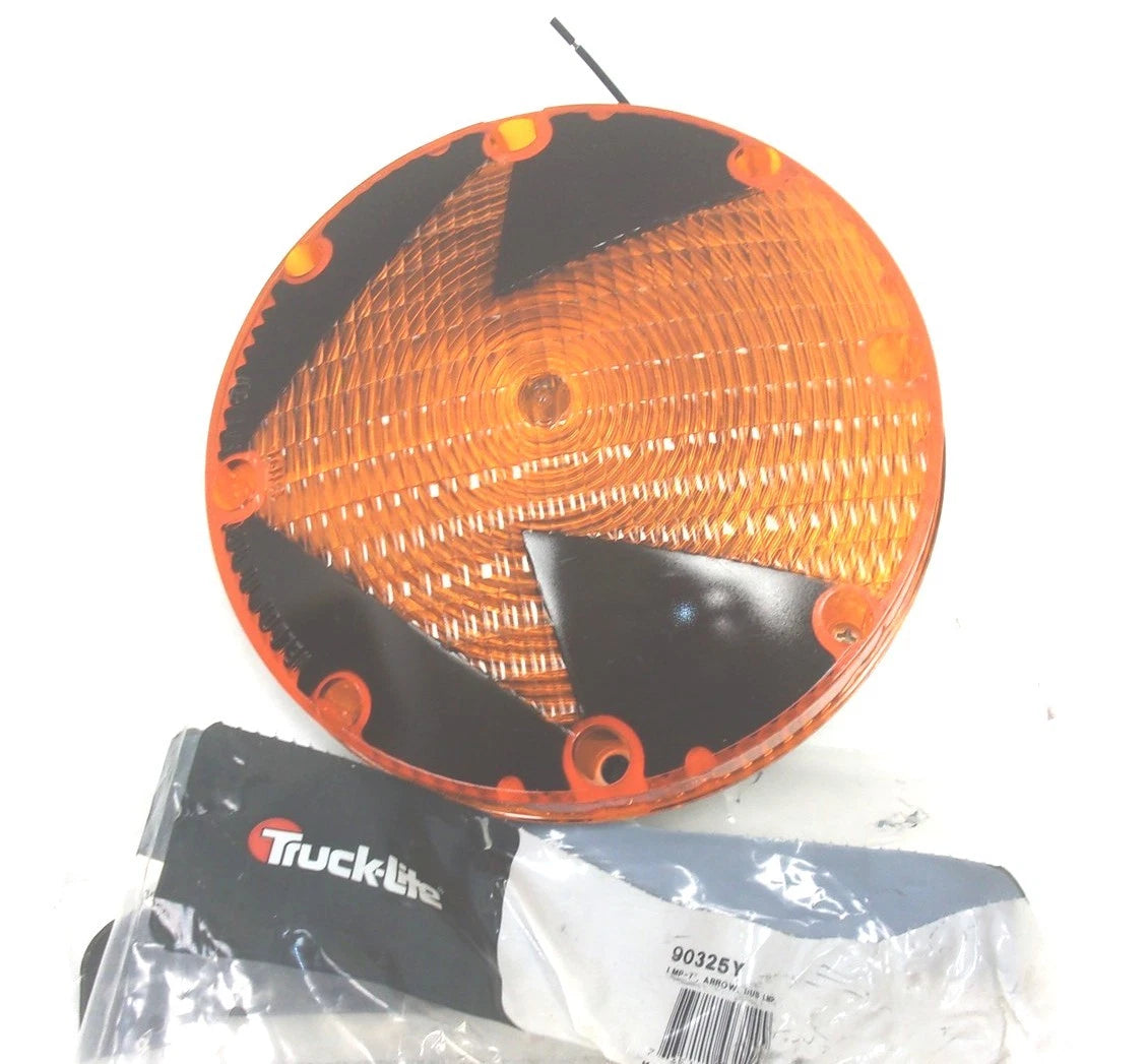 Truck-Lite 90 Series 6" Yellow Round Arrow Turn Signal Light for Truck